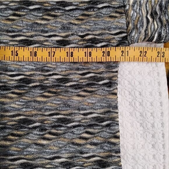 Free People Black Rainbow Wave Crop Top Size M - Picture 8 of 11